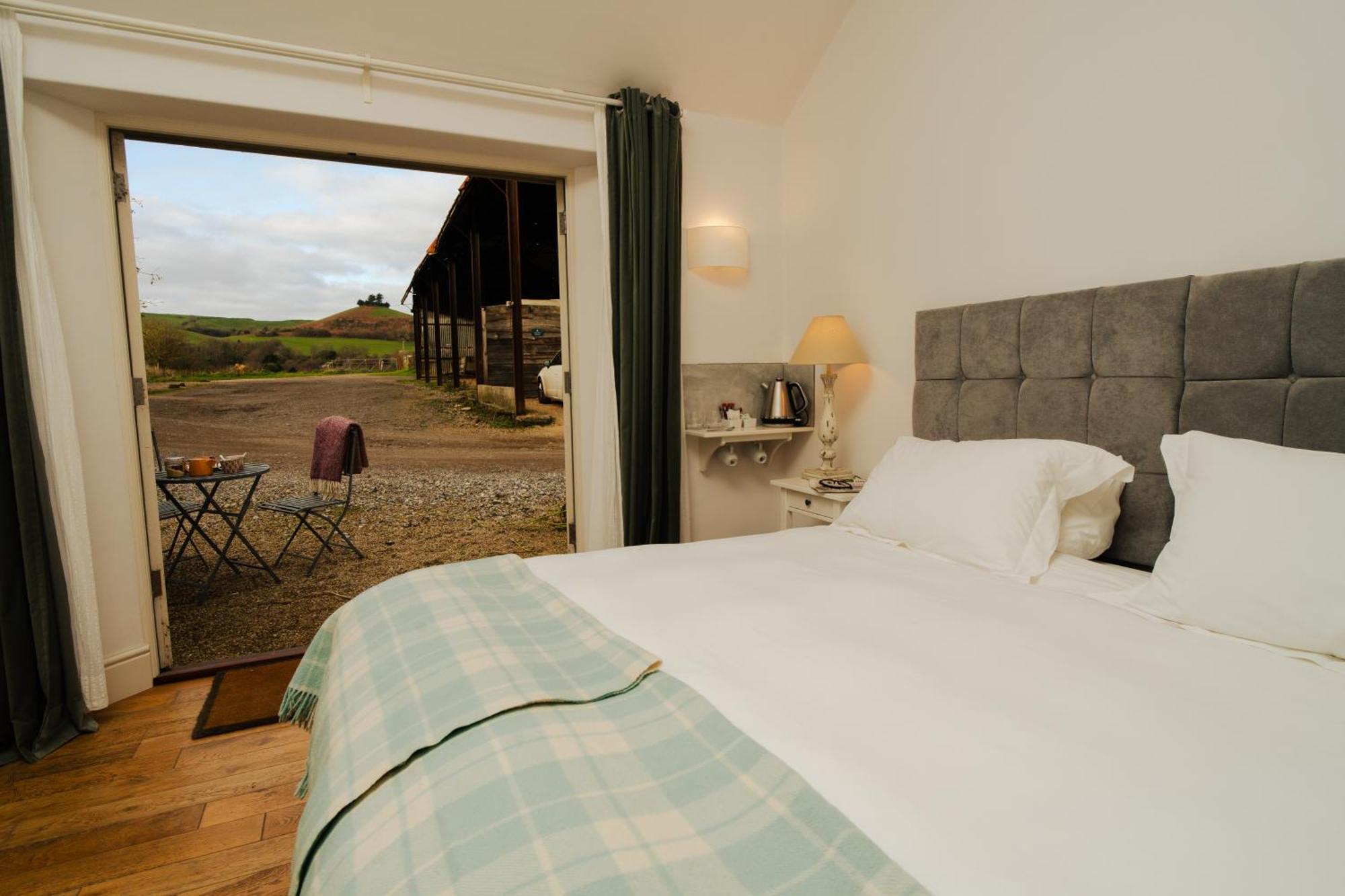 Hotel Crepe Farm Barns Bridport Exterior foto